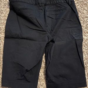 Gap khakis shorts black size 10 Slim City
